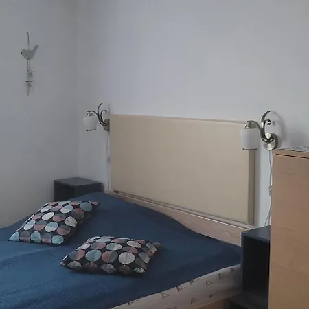 Apart 71 Apartment *