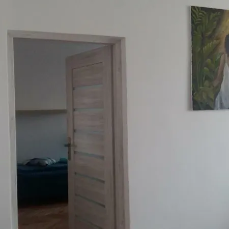 Apart 71 Apartment *